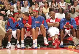 2004年底特律活塞谁是老大